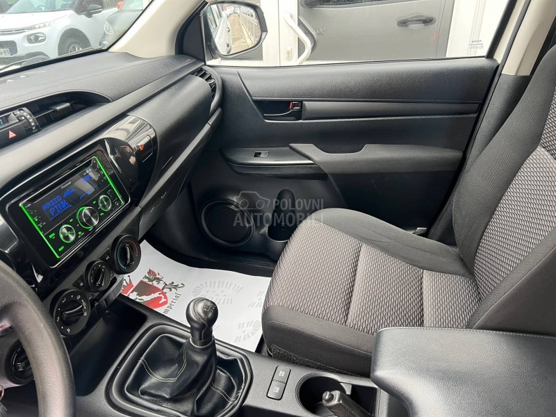 Toyota Hilux 2.4D4D