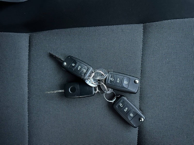 Volkswagen Caddy Maxi 1.4 B Cng Metan