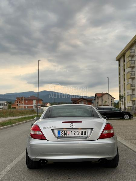 Mercedes Benz SLK 200 