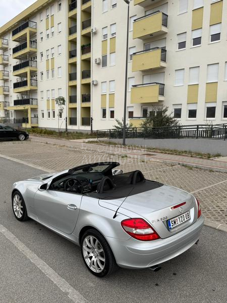 Mercedes Benz SLK 200 