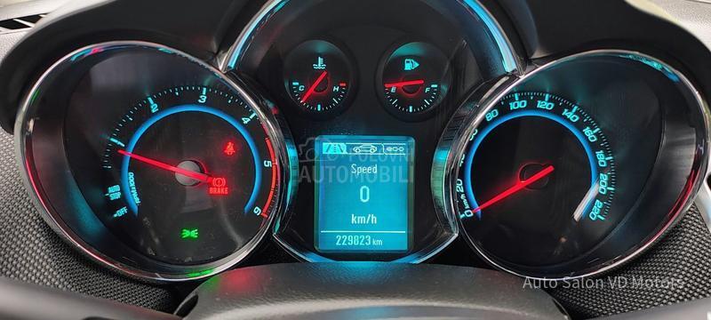Chevrolet Cruze 1.7 Cdti Nav