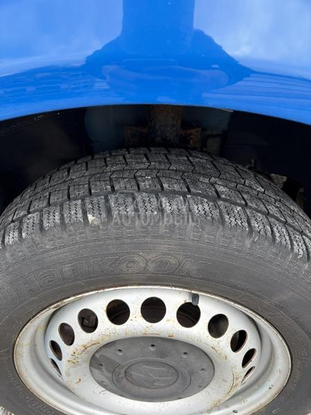 Volkswagen Transporter T5 2.5 TDI