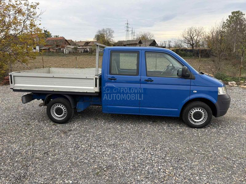 Volkswagen Transporter T5 2.5 TDI
