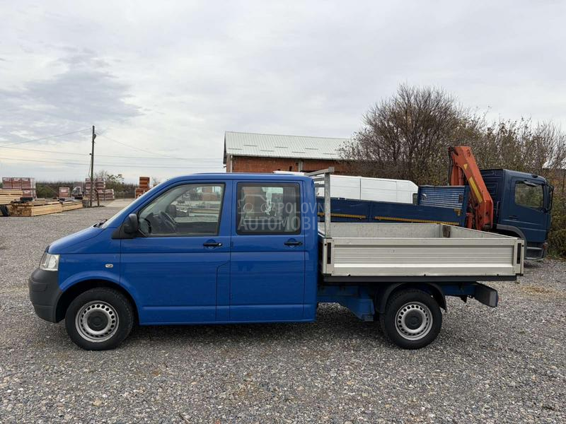 Volkswagen Transporter T5 2.5 TDI