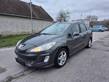 Peugeot 308 7 sedista