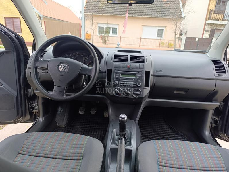 Volkswagen Polo 1.2 ben 5 v r a t a