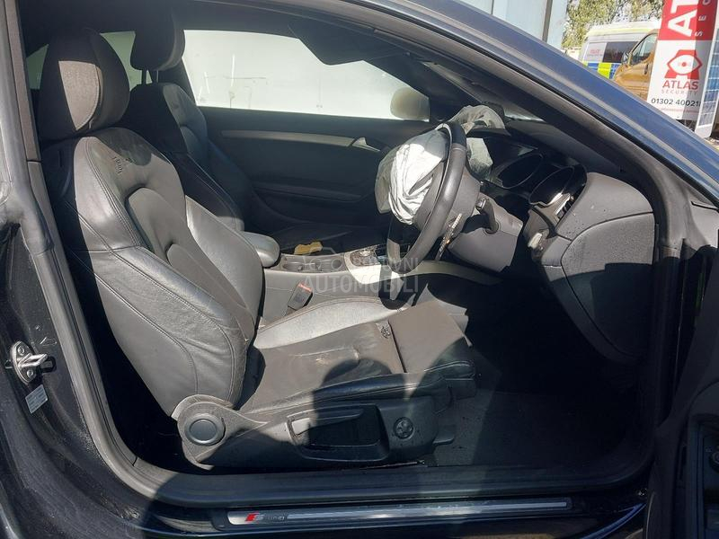 Audi A5 2.0 CCWA 2010. god. -  kompletan auto u delovima