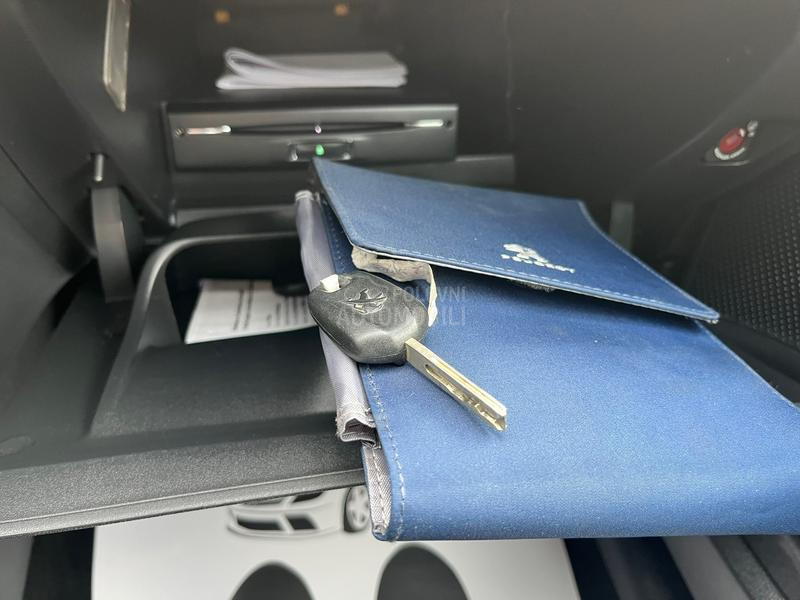 Peugeot 2008 1.6 hdi Exclusive