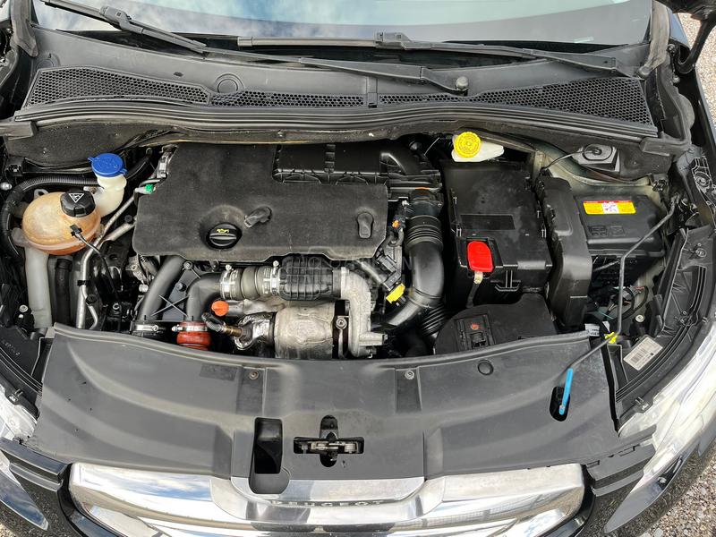 Peugeot 2008 1.6 hdi Exclusive