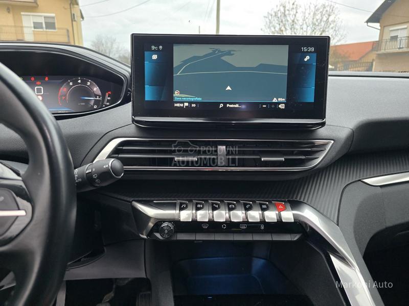 Peugeot 3008 1.2 Puretech/Allure