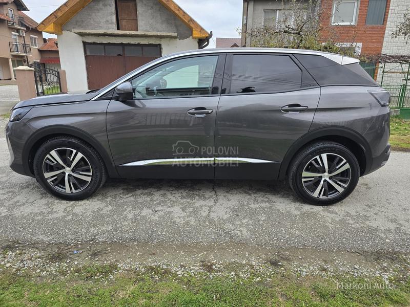Peugeot 3008 1.2 Puretech/Allure