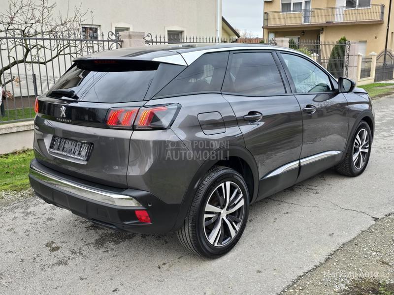 Peugeot 3008 1.2 Puretech/Allure