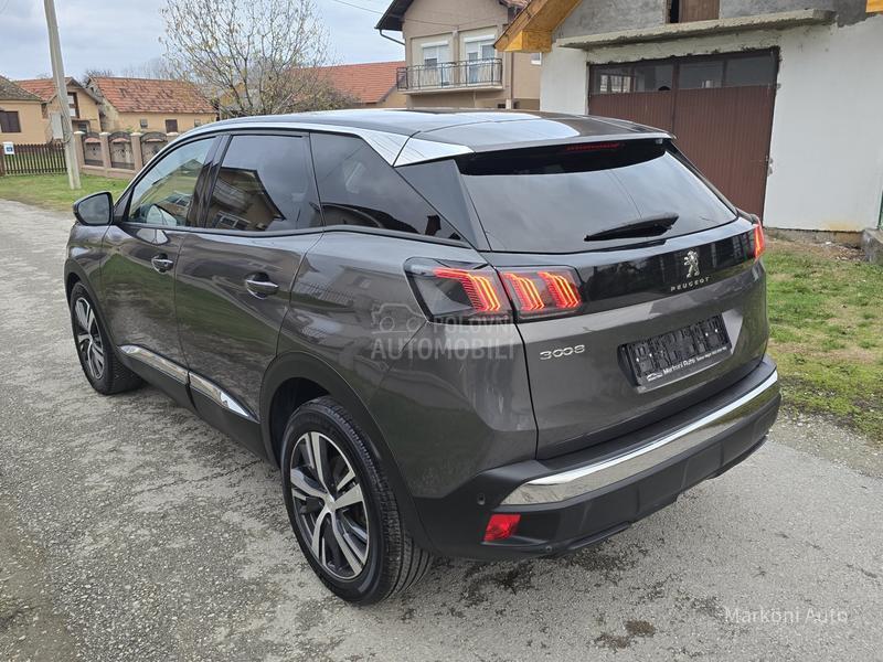 Peugeot 3008 1.2 Puretech/Allure