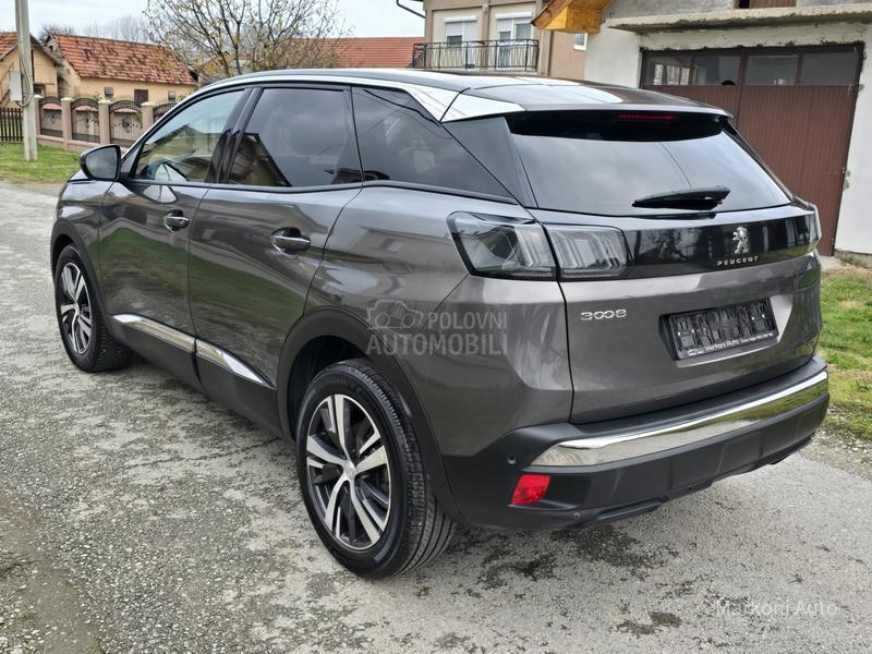 Peugeot 3008 1.2 Puretech/Allure