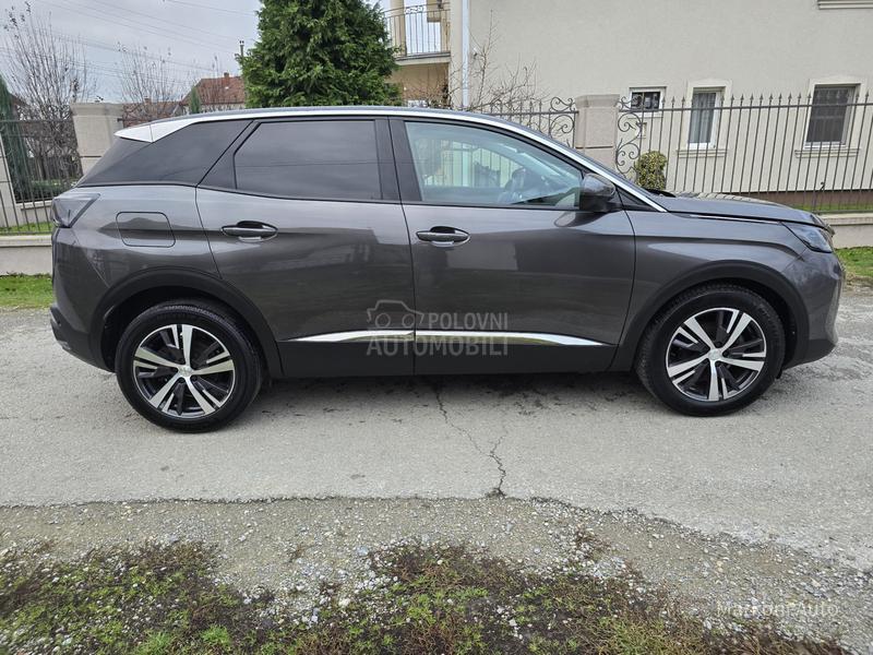 Peugeot 3008 1.2 Puretech/Allure