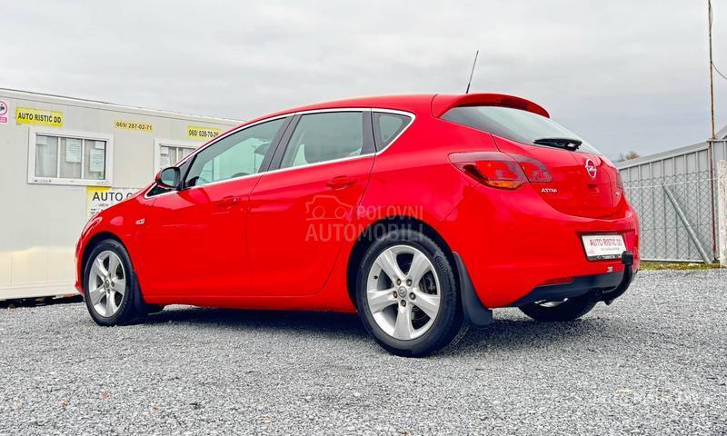 Opel Astra J L E D  F U L  T O P