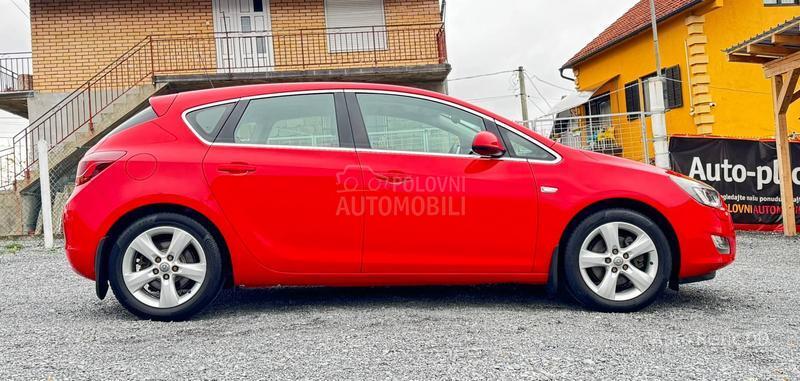 Opel Astra J L E D  F U L  T O P