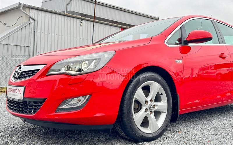 Opel Astra J L E D  F U L  T O P