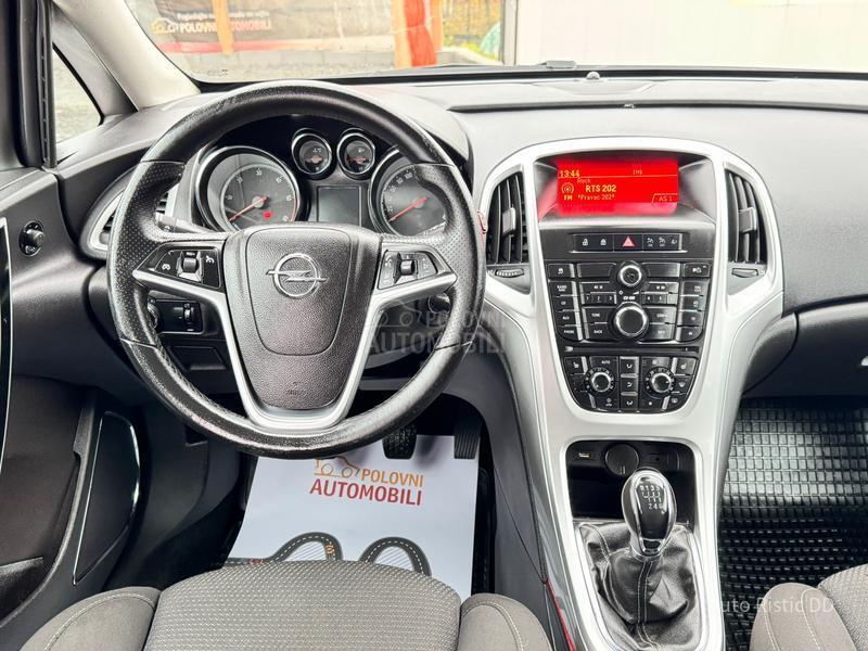 Opel Astra J L E D  F U L  T O P