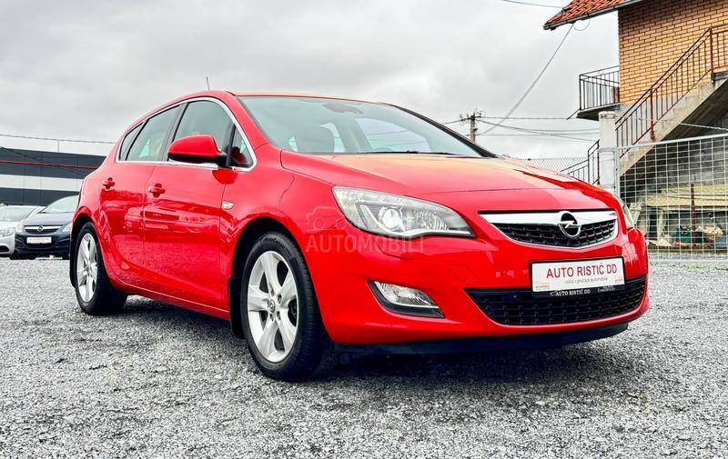 Opel Astra J L E D  F U L  T O P
