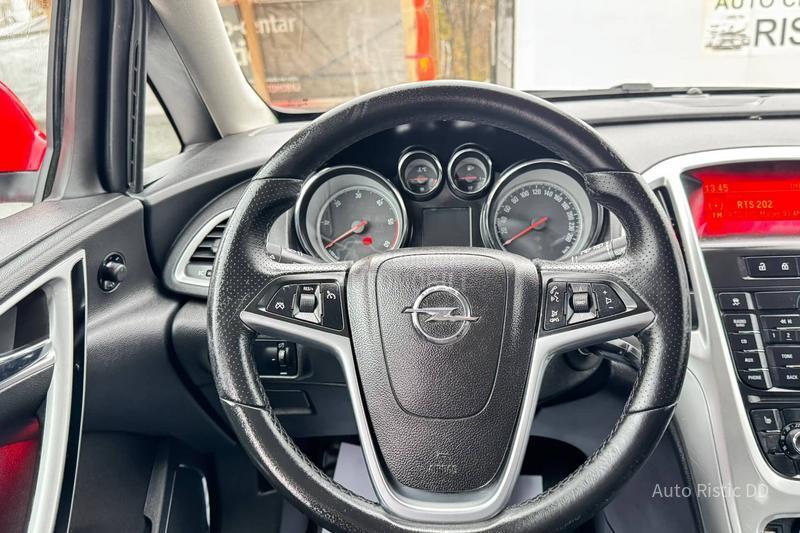 Opel Astra J L E D  F U L  T O P