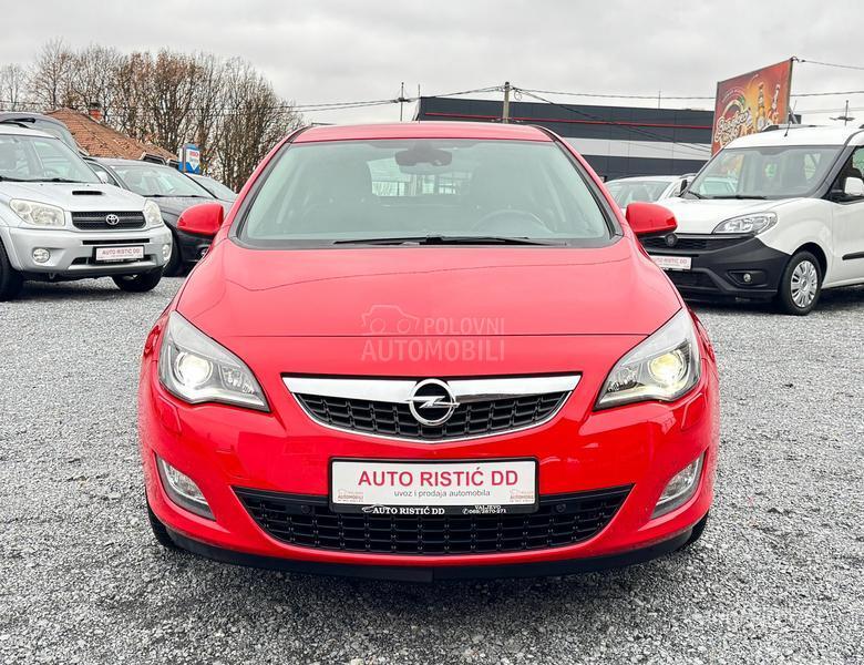 Opel Astra J L E D  F U L  T O P