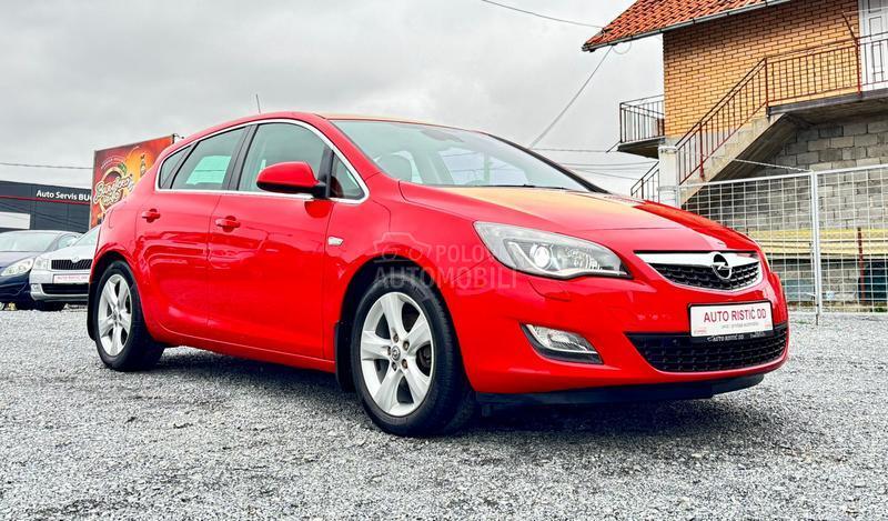 Opel Astra J L E D  F U L  T O P