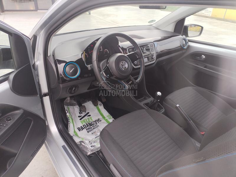 Volkswagen up! cup
