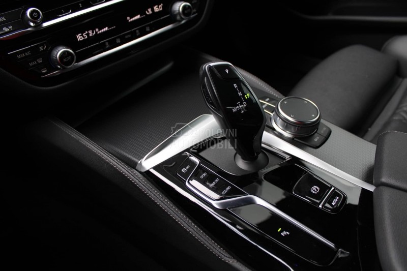 BMW 520 2.0D XDRIVE M