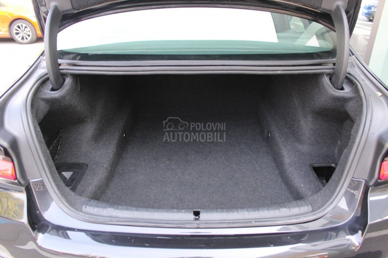 BMW 520 2.0D XDRIVE M