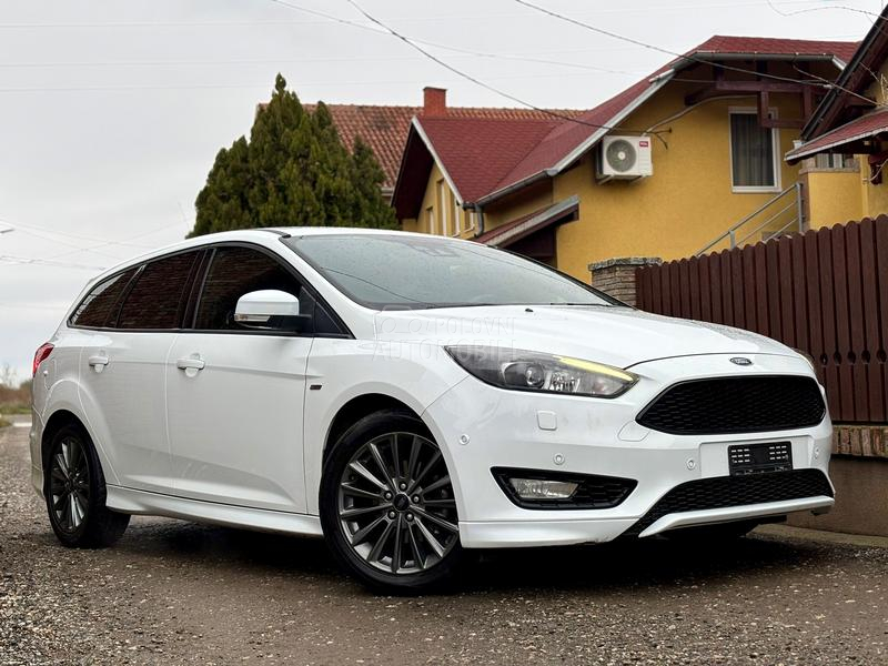 Ford Focus 1.0 EcoBoost ST/ CH