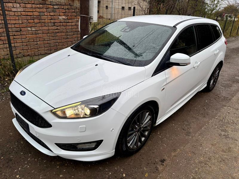 Ford Focus 1.0 EcoBoost ST/ CH