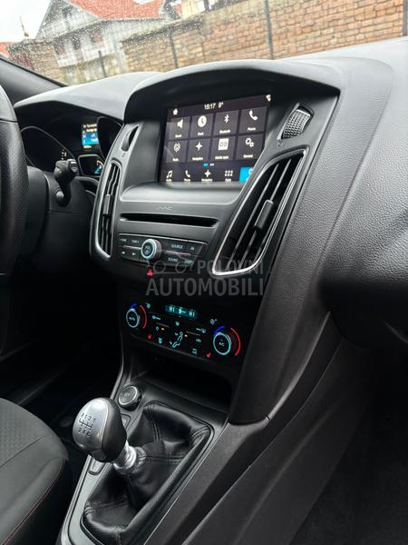 Ford Focus 1.0 EcoBoost ST/ CH