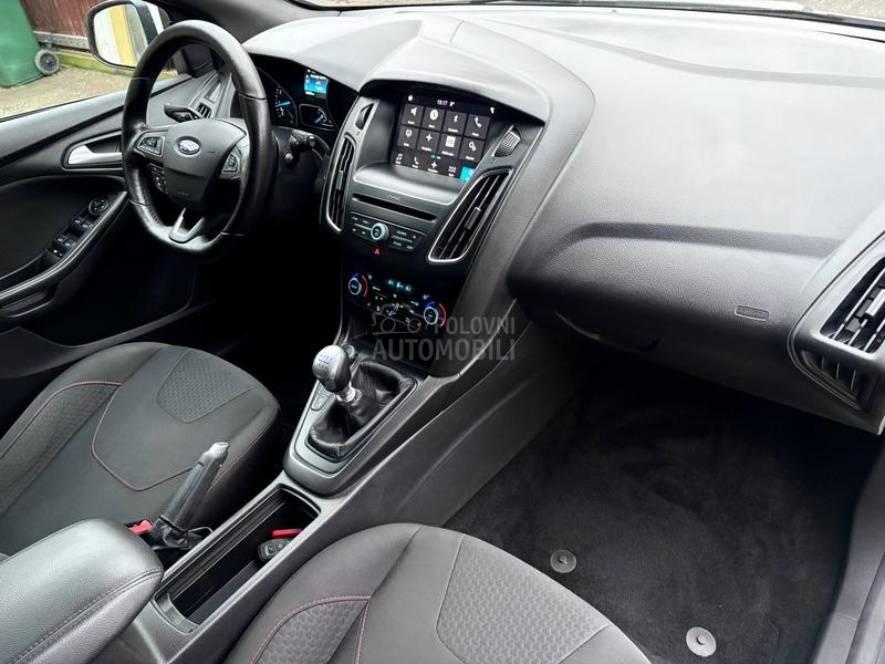Ford Focus 1.0 EcoBoost ST/ CH
