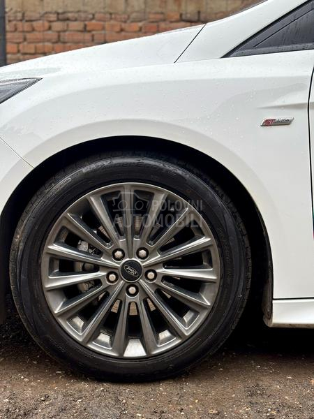 Ford Focus 1.0 EcoBoost ST/ CH