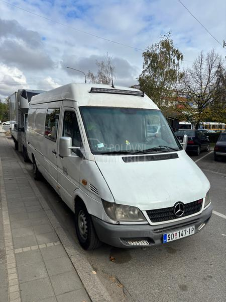 Mercedes Benz Sprinter 