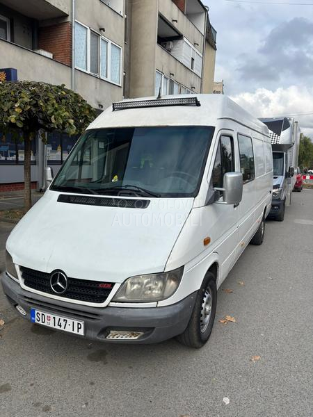 Mercedes Benz Sprinter 