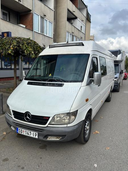 Mercedes Benz Sprinter 