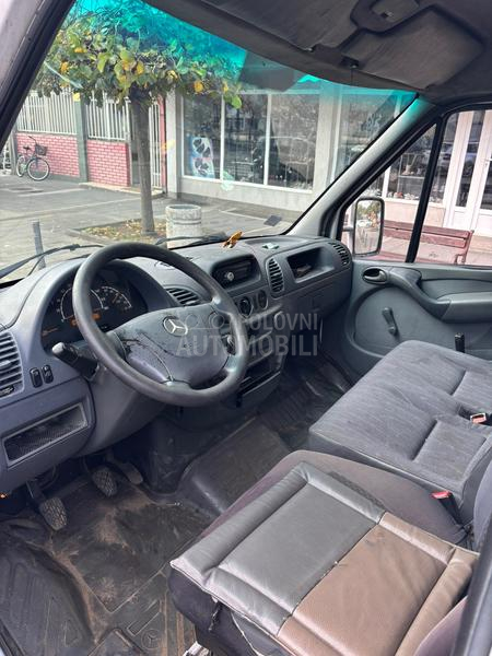 Mercedes Benz Sprinter 