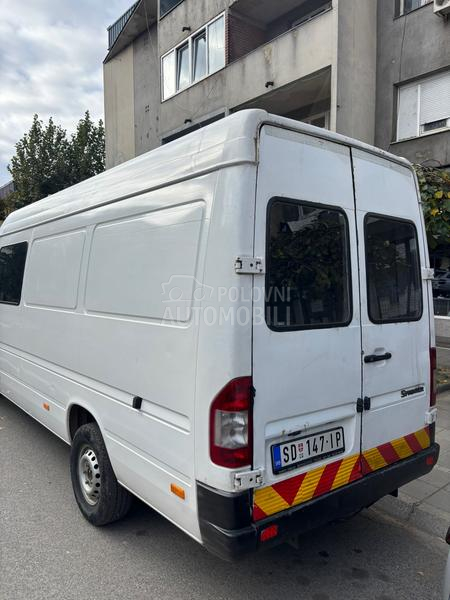 Mercedes Benz Sprinter 