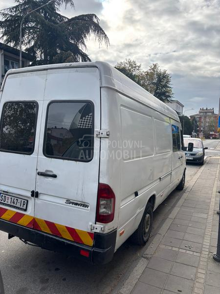 Mercedes Benz Sprinter 