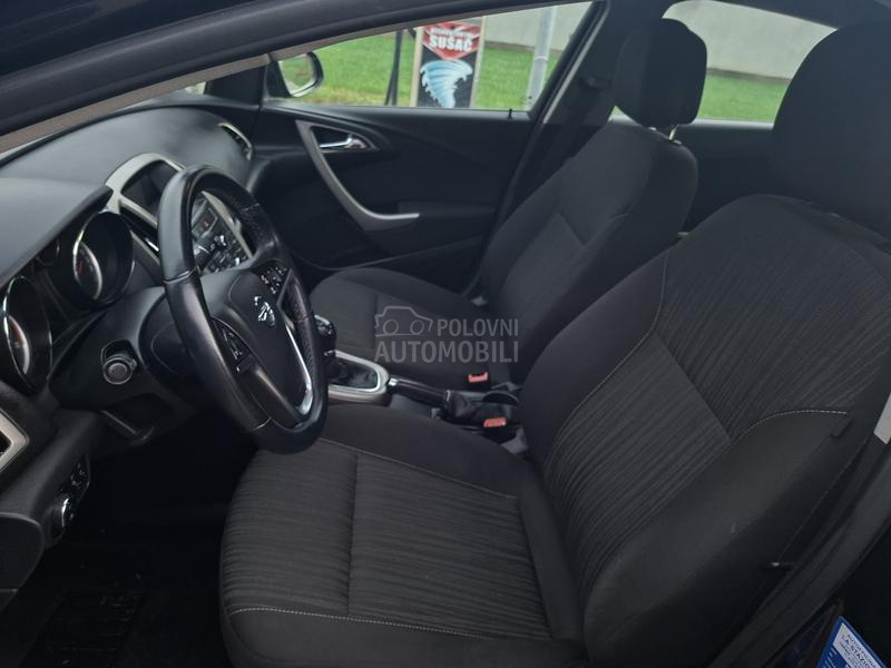 Opel Astra J 1.7cdti