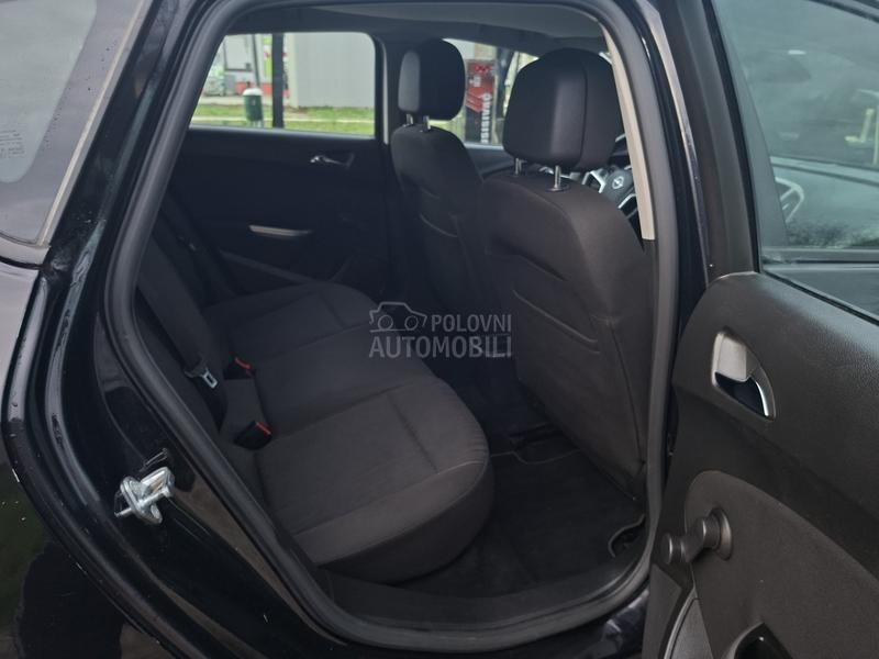 Opel Astra J 1.7cdti