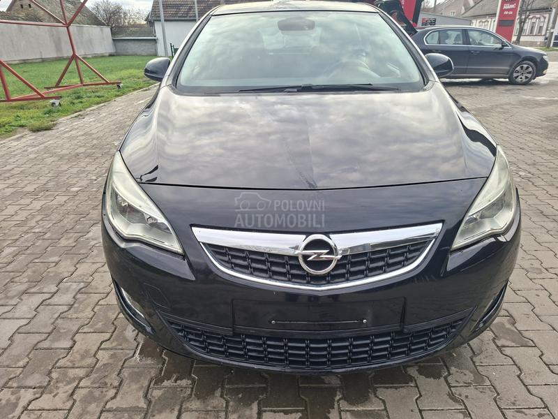 Opel Astra J 1.7cdti