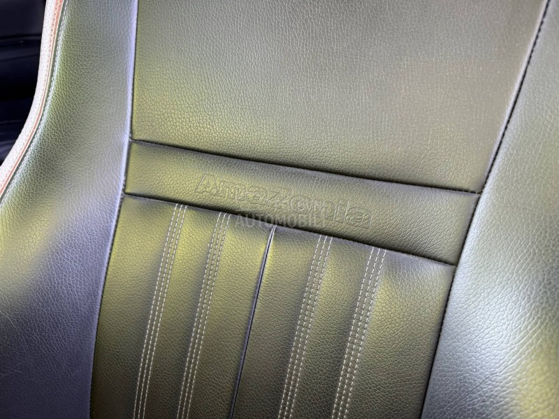 Toyota Hilux FABRIČKO STANJE/FUL