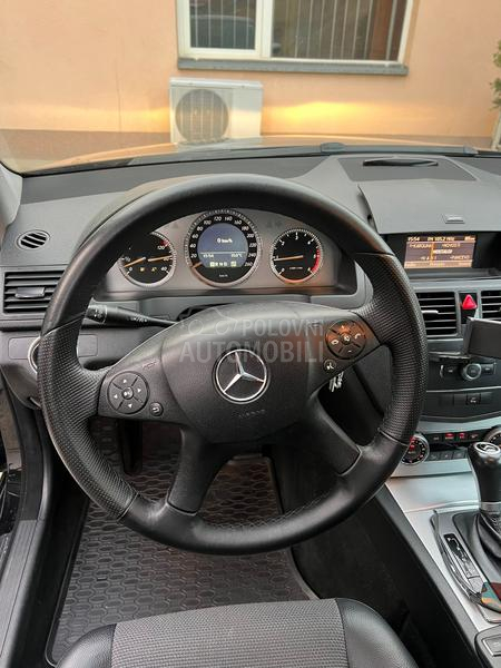 Mercedes Benz C 220 