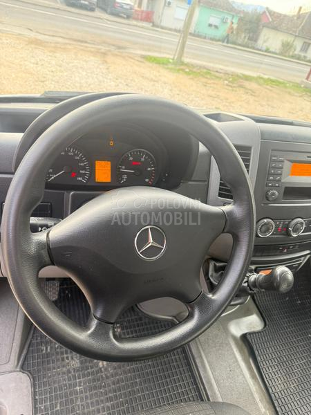 Mercedes Benz Sprinter 516