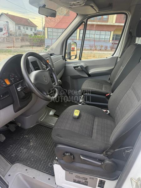 Mercedes Benz Sprinter 516