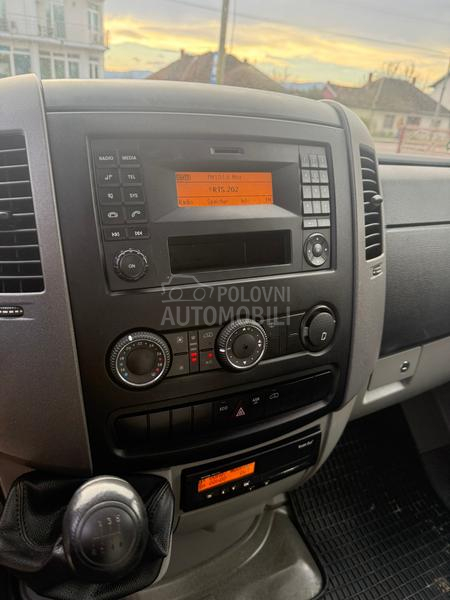 Mercedes Benz Sprinter 516