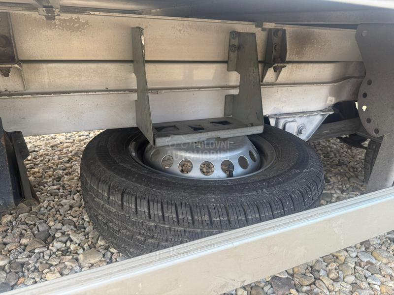 Mercedes Benz Sprinter 516